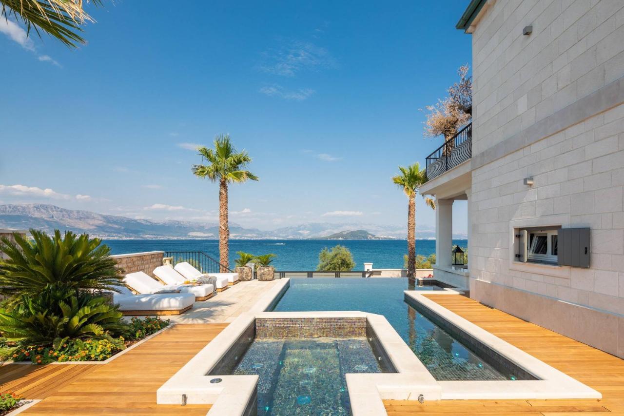 Villa L'Orizzonte Слатине Экстерьер фото