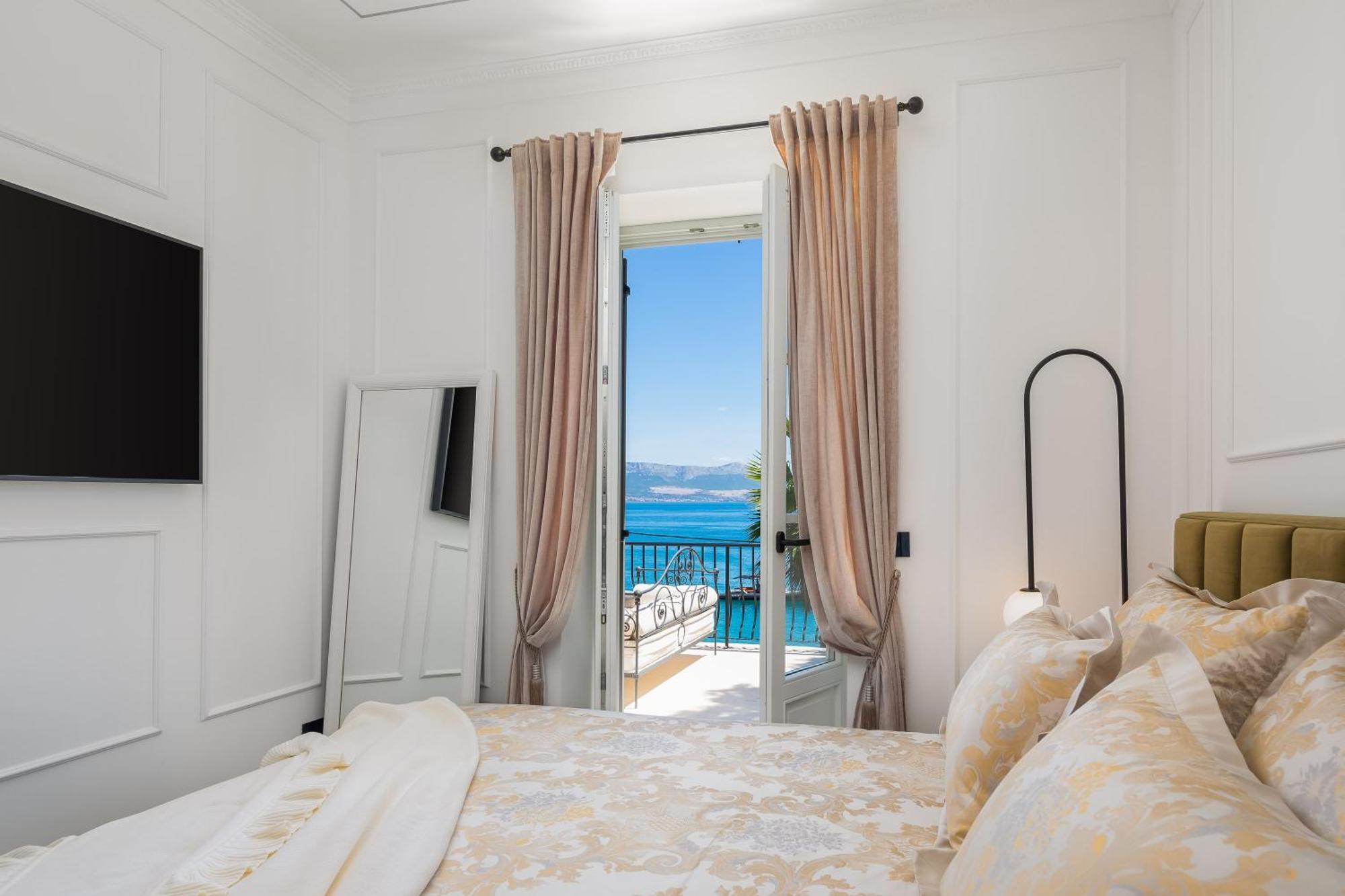 Villa L'Orizzonte Слатине Экстерьер фото